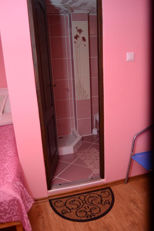 Ersa Panzio Hotel Bisericani  Kamer foto
