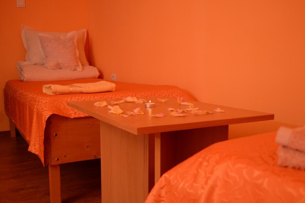 Ersa Panzio Hotel Bisericani  Kamer foto
